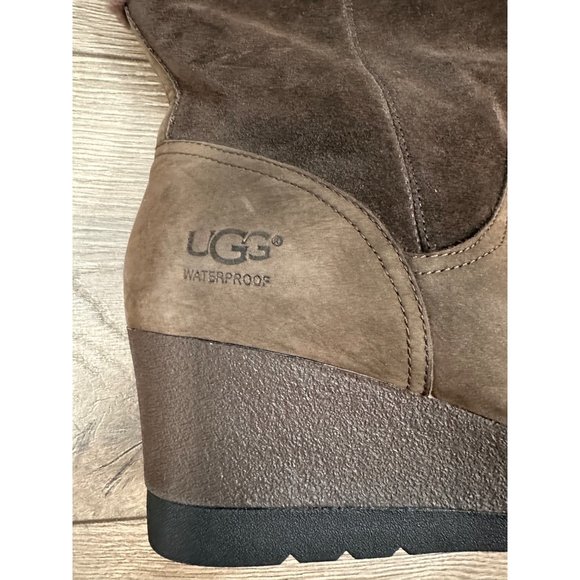UGG EDELINA GRIZZLY BOOTS Like new condition 11 - Picture 2 of 14